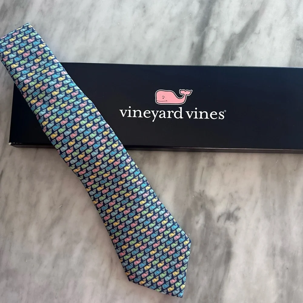 Rare Vineyard Vines Boys Colorful Signature Whale Print tie.